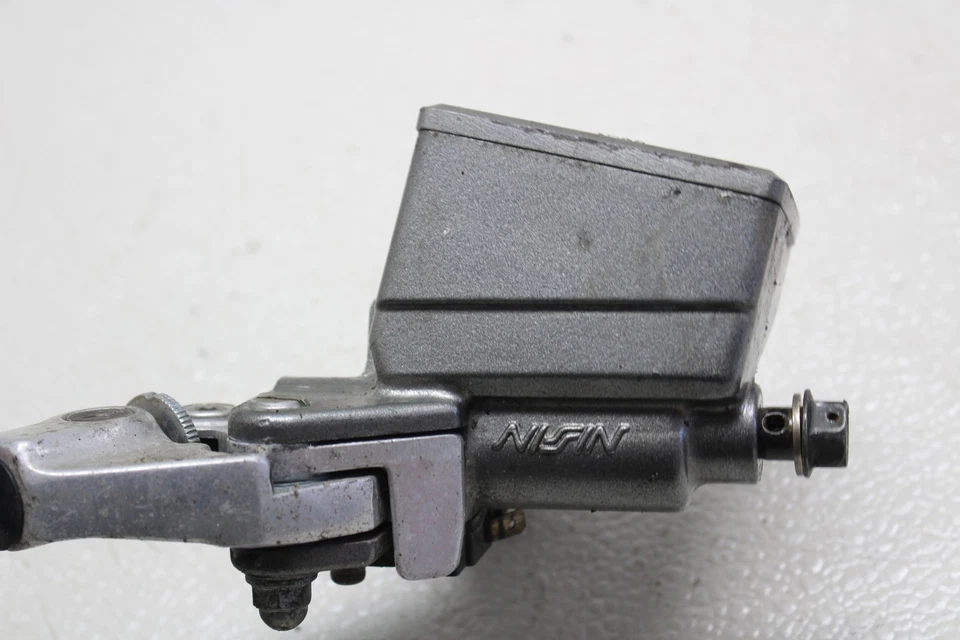 Главный цилиндр переднего тормоза 1986 Honda Interceptor 750 Vfr750f с рычагом - Изображение 3 из 4