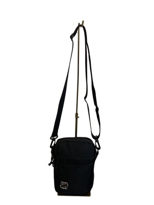 UNDEFEATED Shoulder Bag Polyester Black