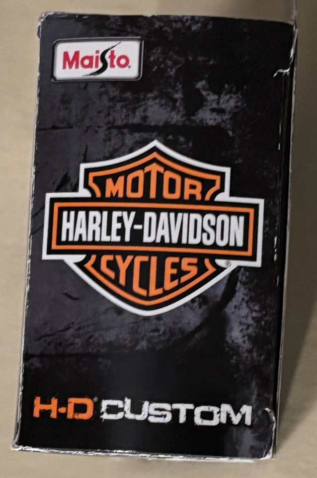 Harley Davidson Maisto 2006 Dyna Street Bob personalizada serie 34 escala 1:18 Foto 3 de 3
