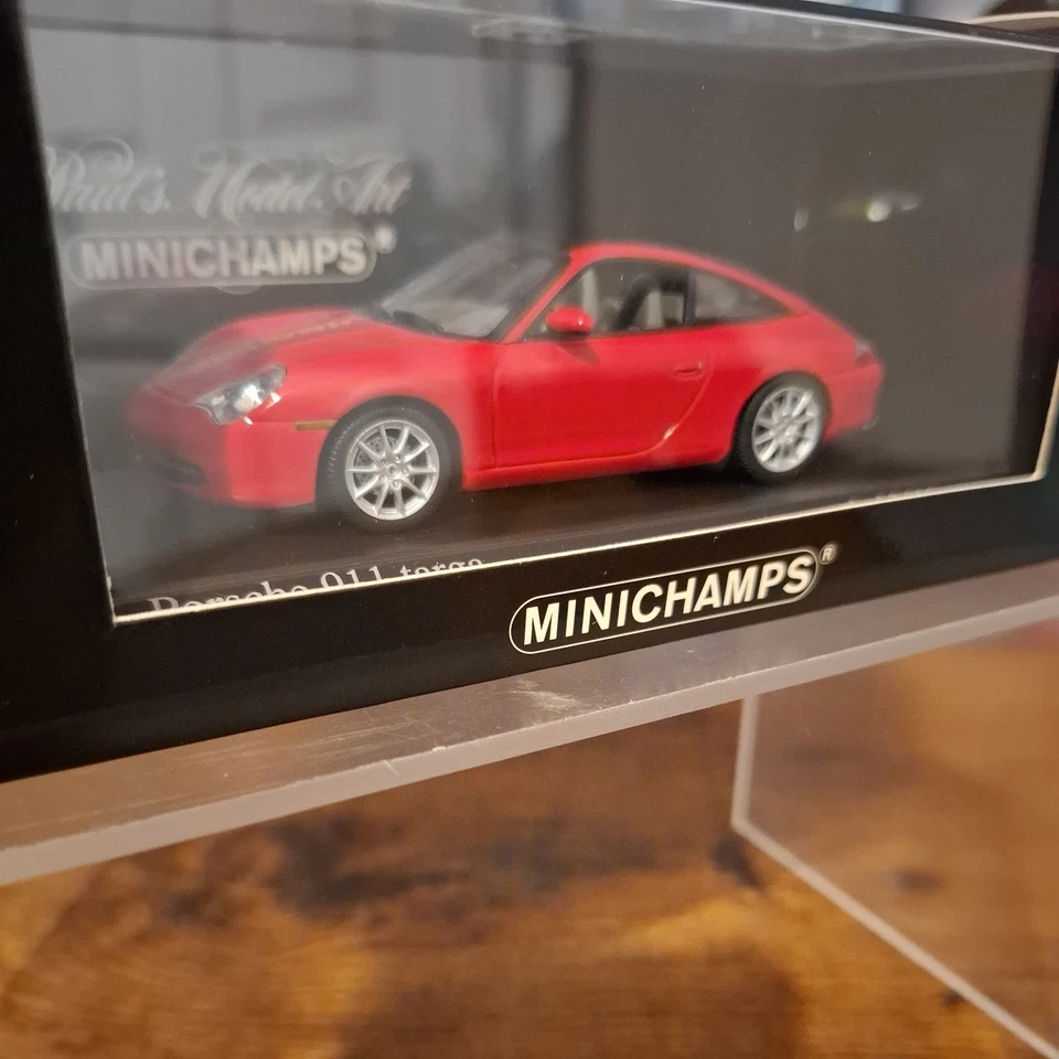 MINICHAMPS 400 061060 PORSCHE 911 TARGA 2001 - 1 of 2,016pcs - 1.43 - Image 4 of 4