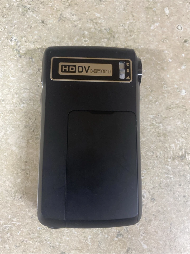 Câmera Insignia HDDV HDMI NS-DCC5HB09 Testada Com Bateria Sem Cartão SD, Sem Carregador - Imagem 4 de 4