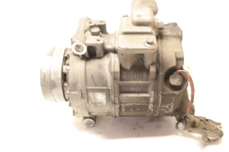 COMPRESOR DE AIRE ACONDICIONADO 4E0260805AM 2007-2009 AUDI S8 AUDI Foto 2 de 4