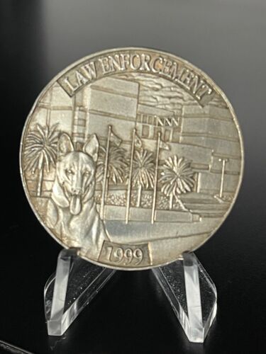 1999 National SWAT Law Enforcement K9 .999 Silver $1 Troy Oz. Commemorative - Picture 1 of 4