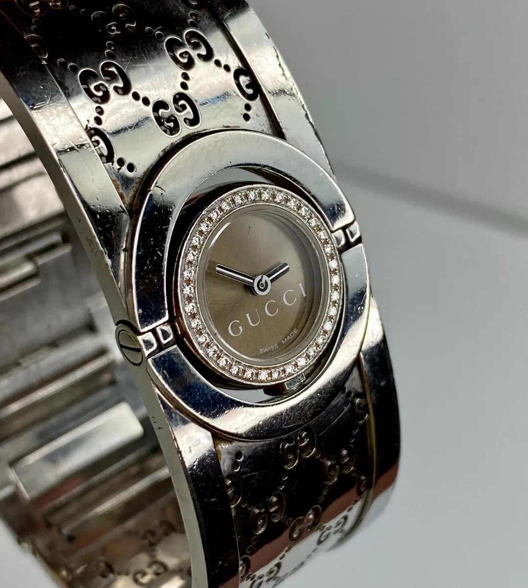 Gucci twirl shop bracelet watch