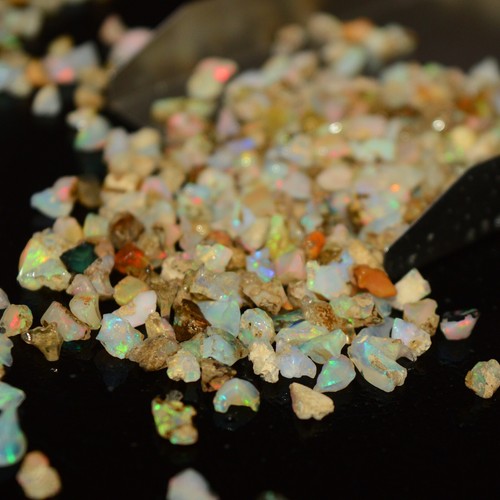 Lote de piedras preciosas crudas ópalo Welo etíope natural 150 gms 1-3 mm aprox - Imagen 7 de 16