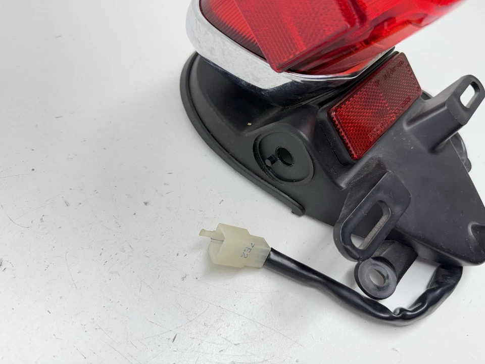 2008 Yamaha Vino Classic XC50 50 Tail Brake Light Taillight OEM - Image 2 of 4
