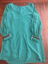 A Byer Long Sleeve Green Cocktail Dress Women’s Size Medium