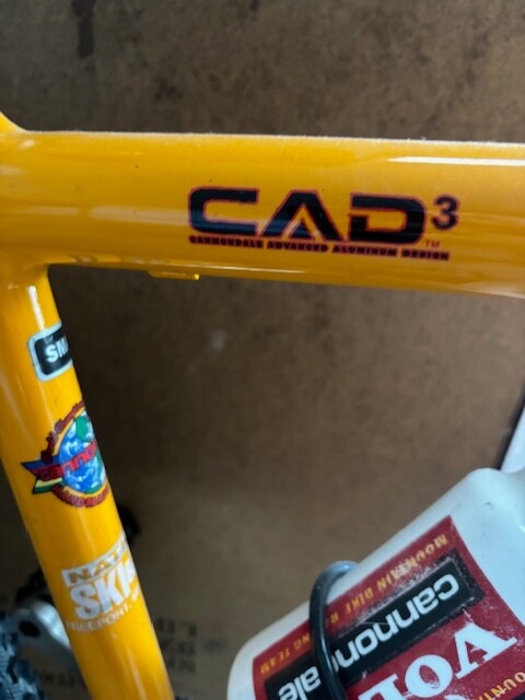 Cannondale F1000 CAD3 yellow bike - used amazing condition Cannondale F1000 CAD3 yellow bike - used amazing condition