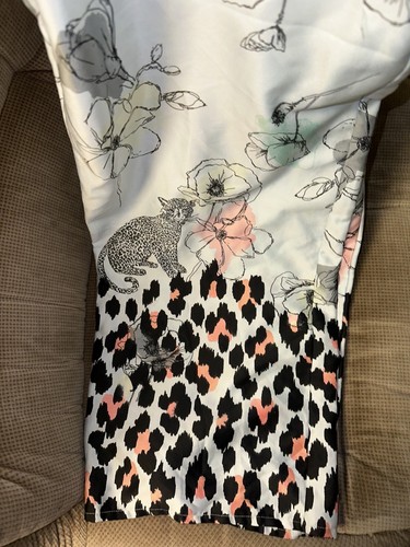 Pantalones de Pijama Victoria Secret Floral y Guepardo Cordón Ligeros GRANDES - Imagen 3 de 5