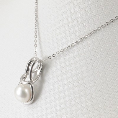 Sterling Silver 925 White Pearl Love Knot Pendant