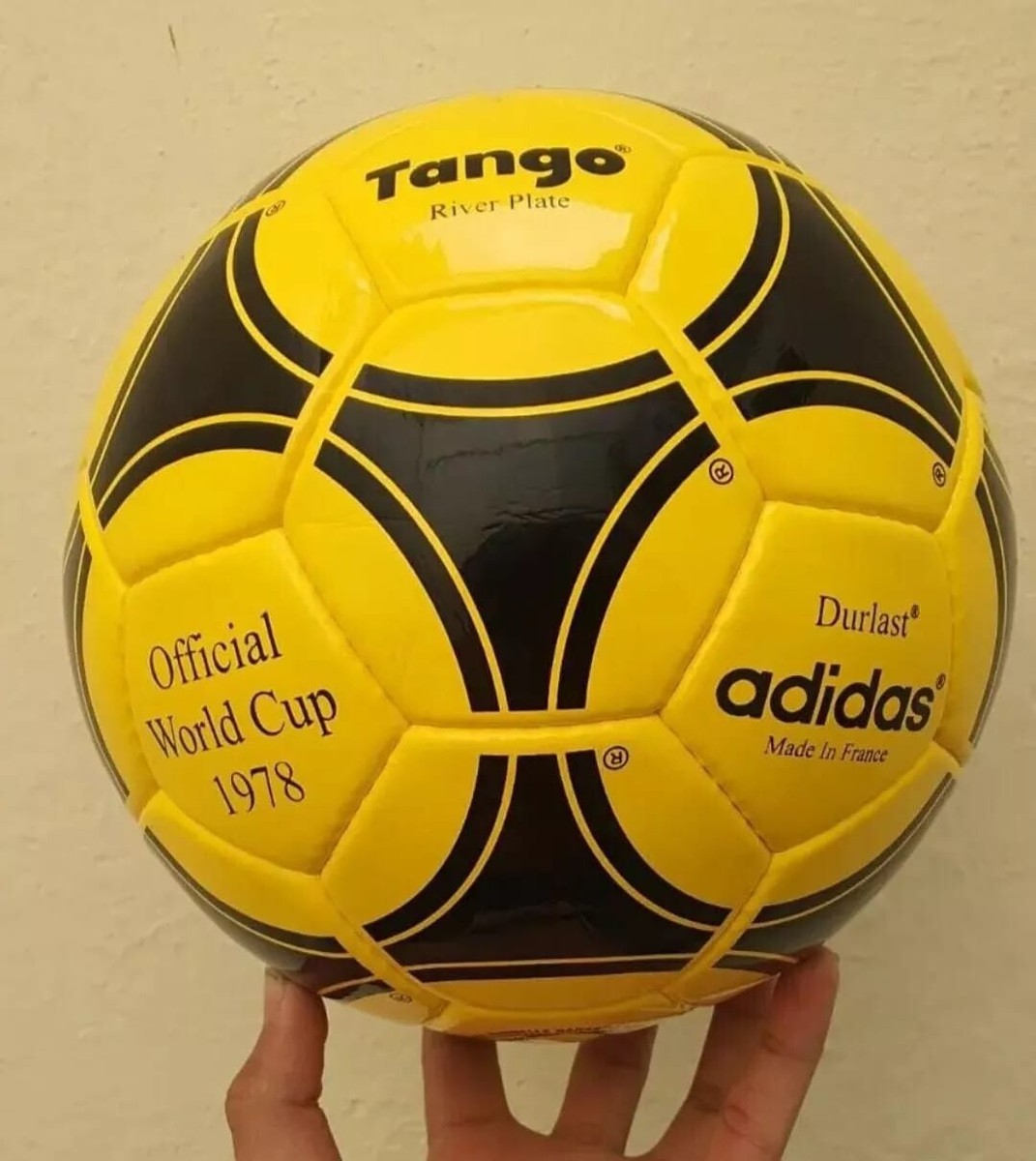 adidas タンゴ River Plate 1978　レプリカ s-l400.jpg