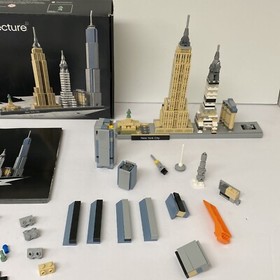 LEGO New York City LEGO Architecture (21028) Incomplete/READ