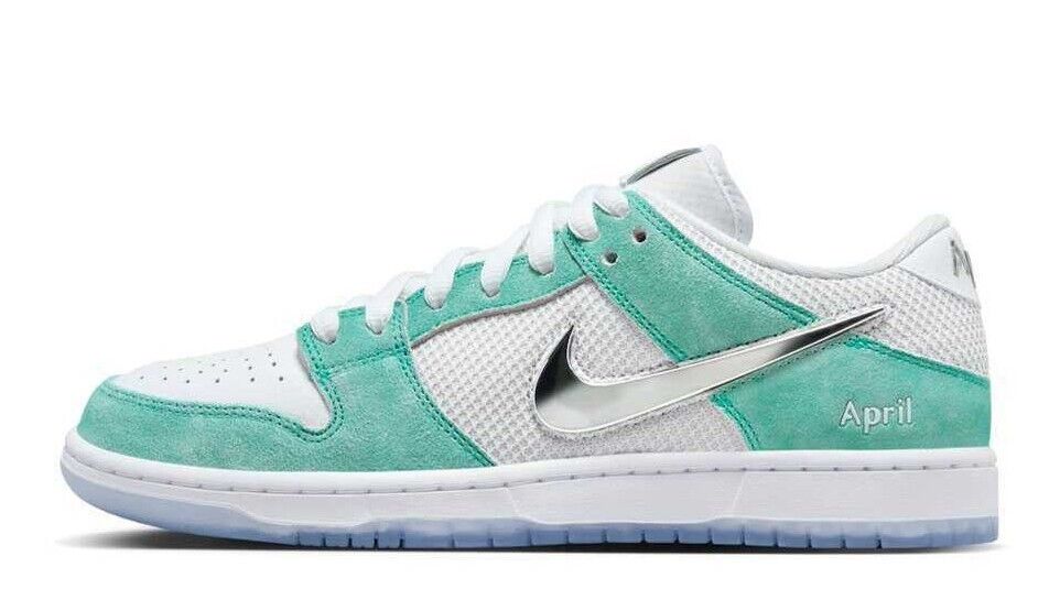 APRIL SKATEBOARDS Nike SB Dunk Low Pro QS FD2562-400 US6 APRIL SKATEBOARDS Nike SB Dunk Low Pro QS FD2562-400 US6