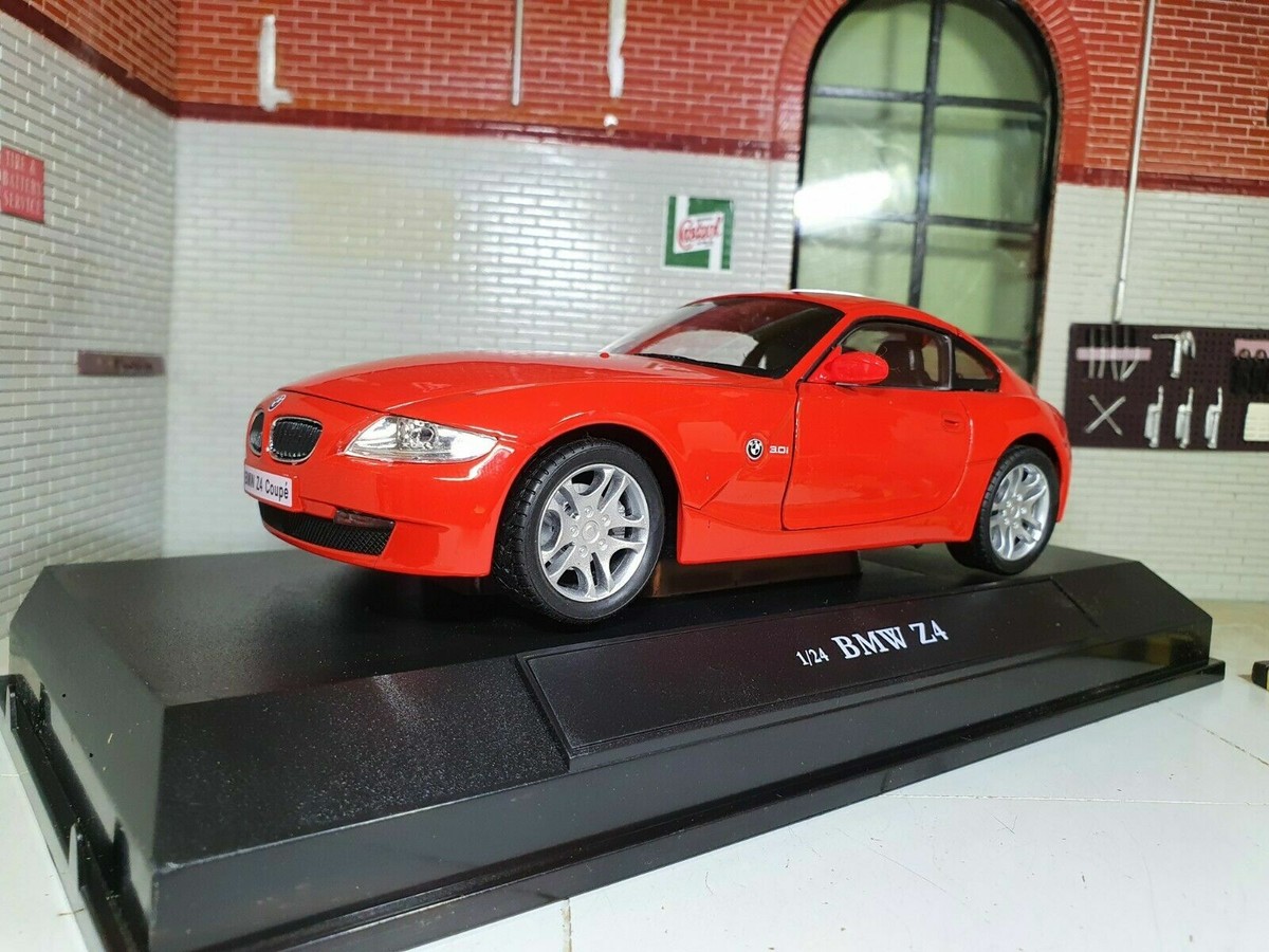 1/24 BMW Z4 ロードスター レッド Roadster 2010 MM製 1/24 BMW Z4 ロードスター レッド Roadster 2010 MM製 - メルカリ