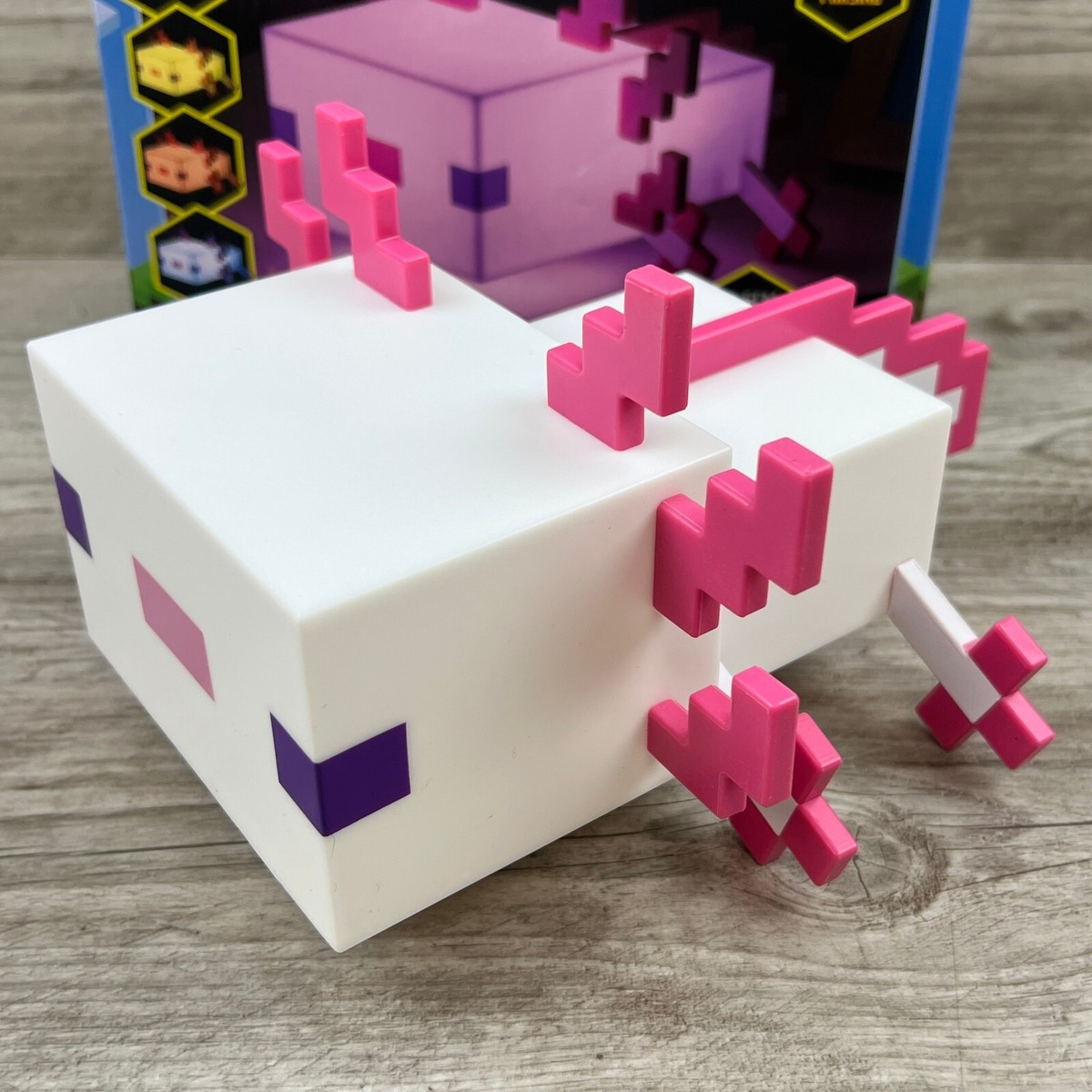 Minecraft Axolotl Light Up Lamp 5 Color Modes Game Décor Night