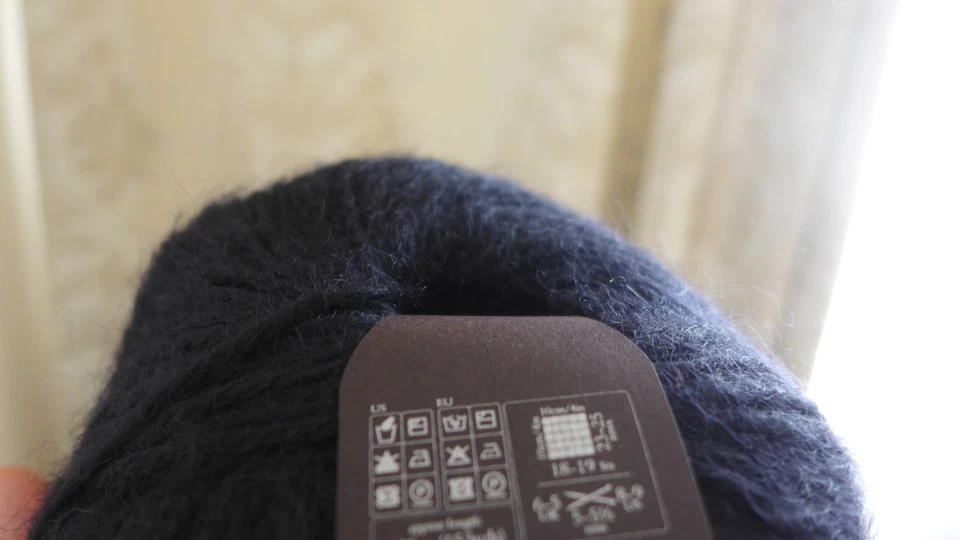 12Kn. X 50 Gr. Kid Classic von Rowan stricken häkeln - Bild 4 von 4