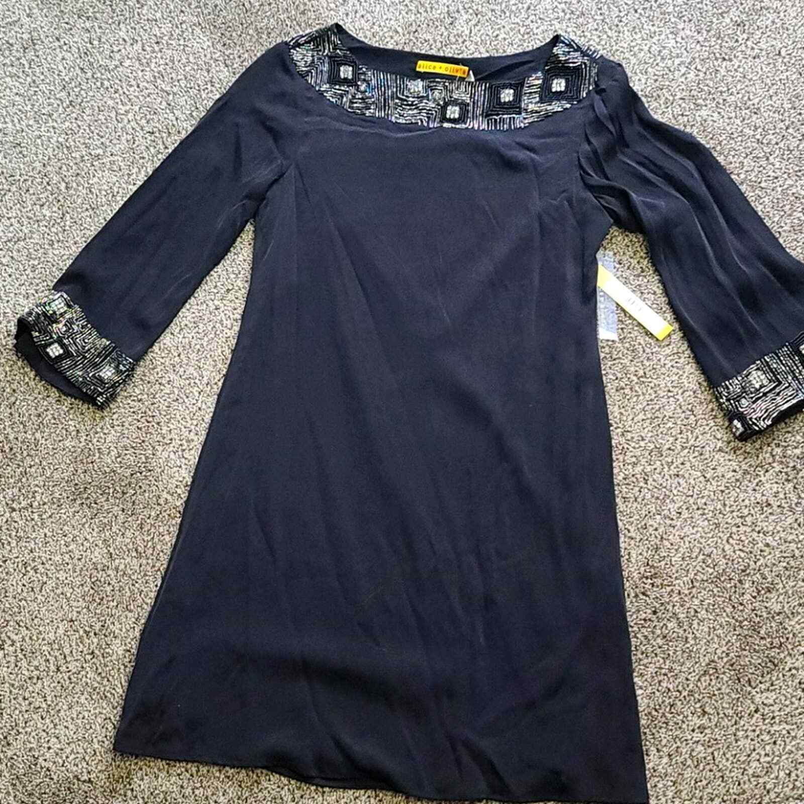 Picture 1 of 6
