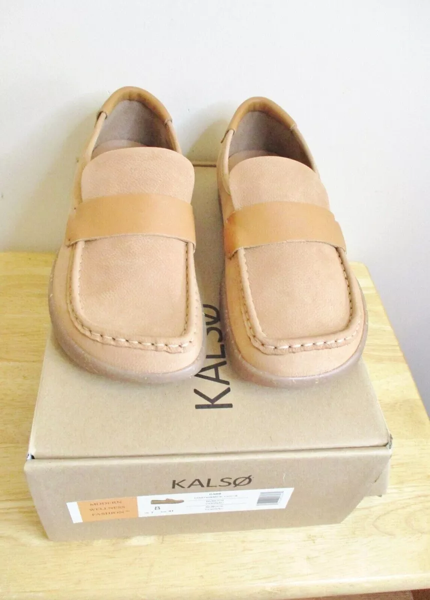 Earth hotsell shoes loafers