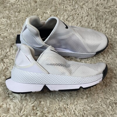 Nike Go FlyEase White Black Sneakers Shoes DR5540-102 Women's Size NEW 