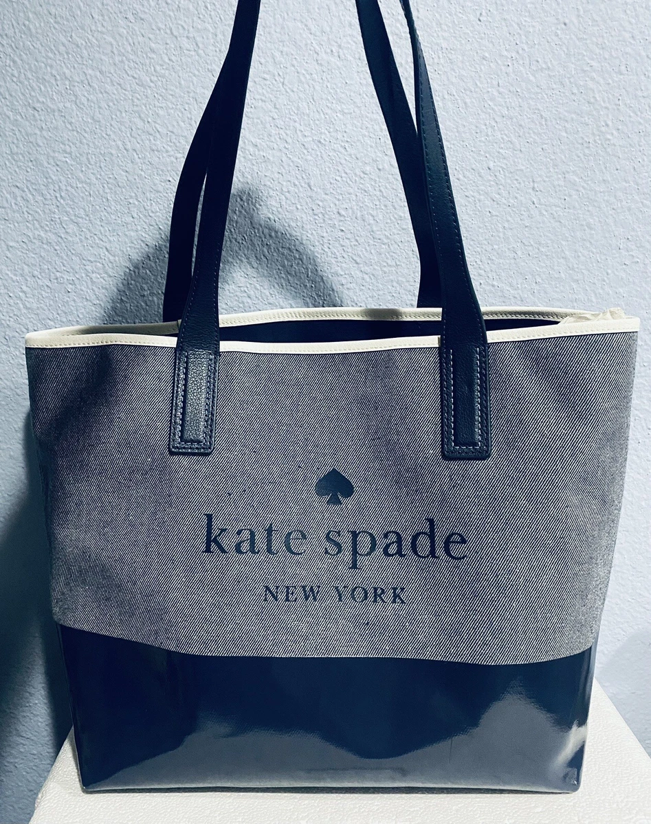 Ash street logo triple compartment best sale tote