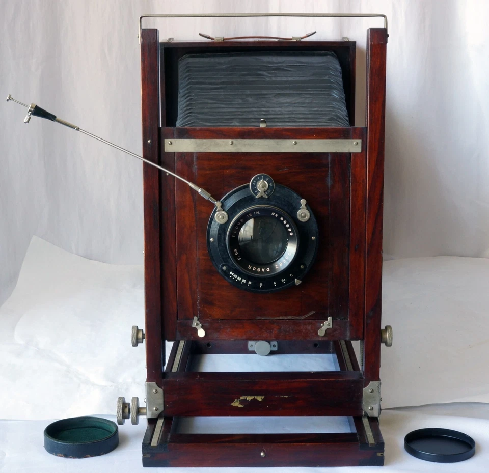 Cámara terrestre Gundlach Korona 8x10 con lente GOERZ DAGOR 12 PULGADAS F6,8 apenas usada Foto 2 de 4