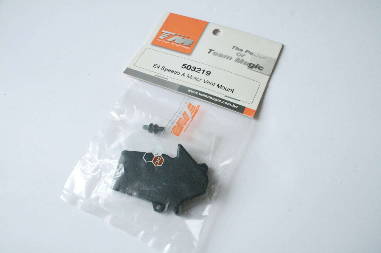 Team Magic E4 Speedo & Motor Vent Mount - 503219