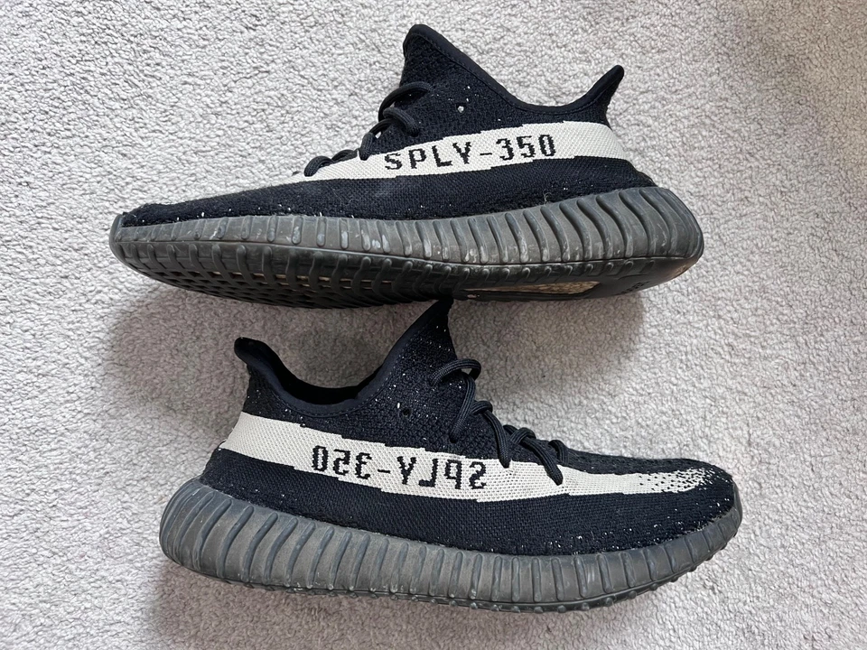 Size 10 - Yeezy Boost 350 V2 Oreo, photo 2 of 5