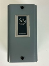 Allen-Bradley 700-C201A1 Control Relay Enclosure 700-C200A1 120V Series B