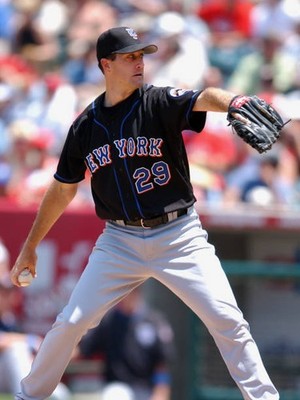 New York Mets pitcher Steve Trachsel in action at a game v the Ana- Old Photo