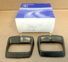 74 75 76 77 BLACK CAMARO CHEVELLE MALIBU SEAT BELT SHOULDER HARNESS GUIDE PAIR