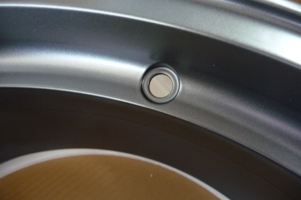 Ferrari California Front Wheel Rim 8JX20 Grigio Ferro Mito Rosso ALFG 263571 OEM