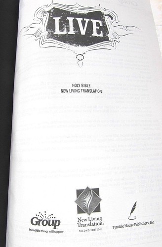 LIVE: Teen Holy Bible New Living Translation Hard Cover Tyndale House 2007 - Picture 5 of 12