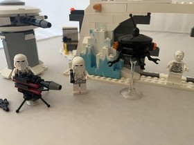 LEGO Star Wars: Hoth Rebel Base (7666)
