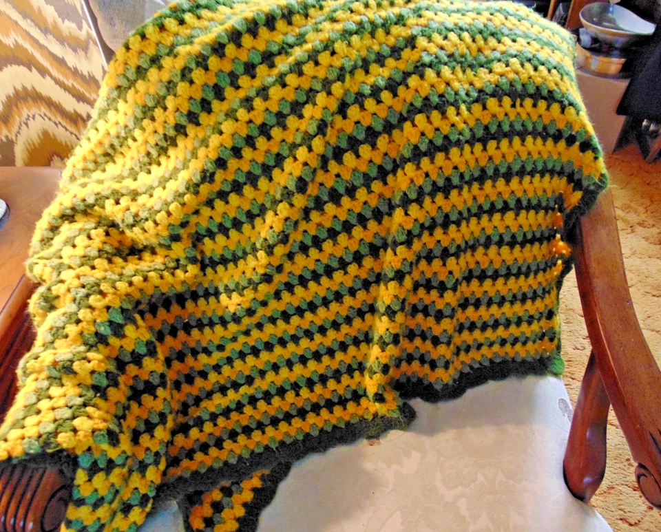 Vintage Green Bay PACKERS Colors Handmade Afghan Couch Chair Throw Blanket 51x42 - Image 2 of 4
