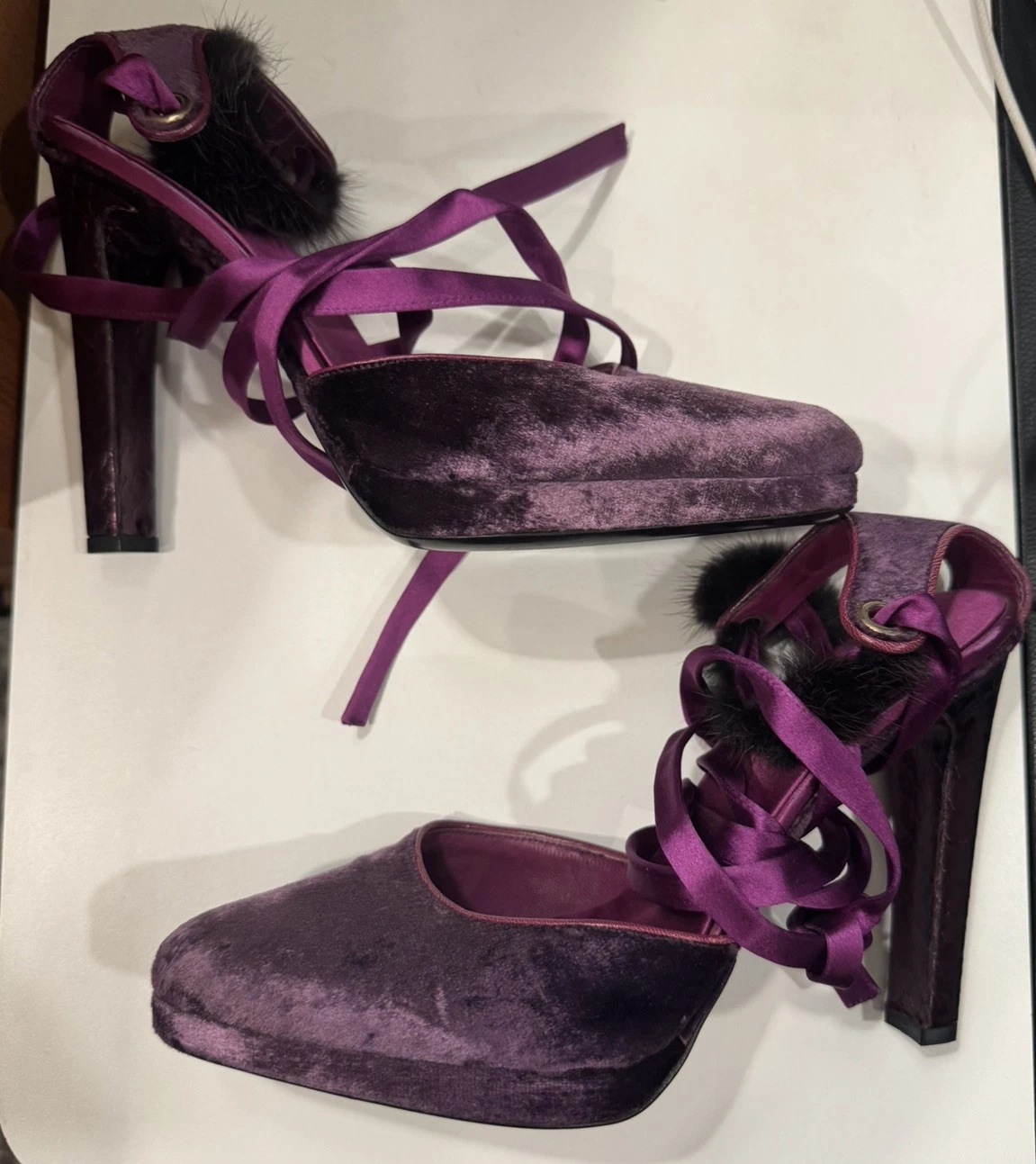 Tom Ford — GUCCI Women’s Purple Mink Fur Trim Pumps Tom Ford Farewell Collection Size 40EU