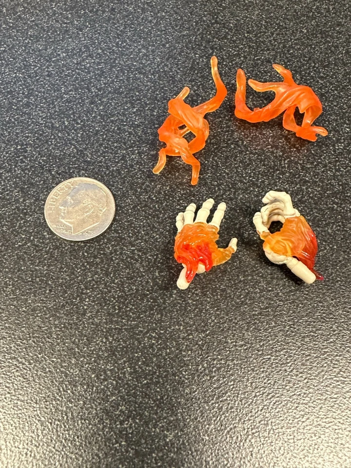 孩之宝漫威传奇复古幽灵骑士 6 英寸比例(火手和袖口)完好 1/12 — 第 2/4 张图片