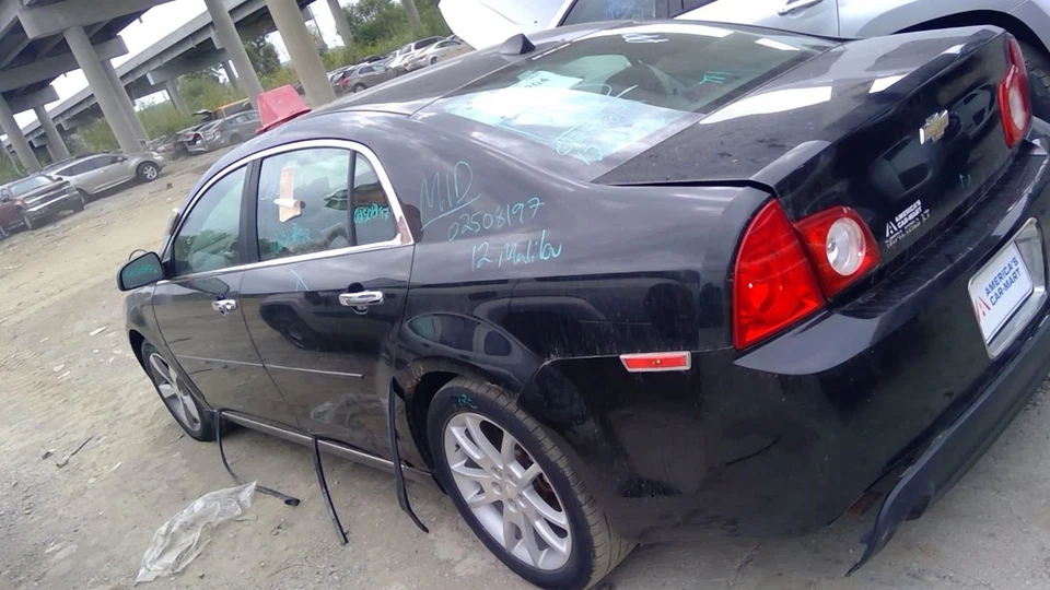 AC Condenser Fits 04-12 MALIBU 5211183 - Image 3 of 4