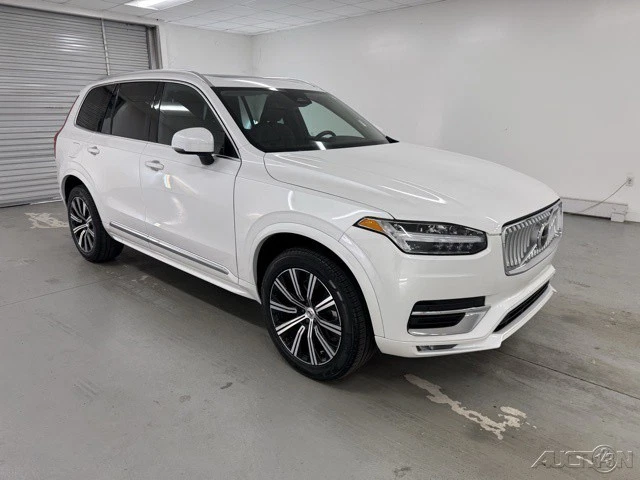 Volvo XC90 B6 2024 Core Foto 3 de 4