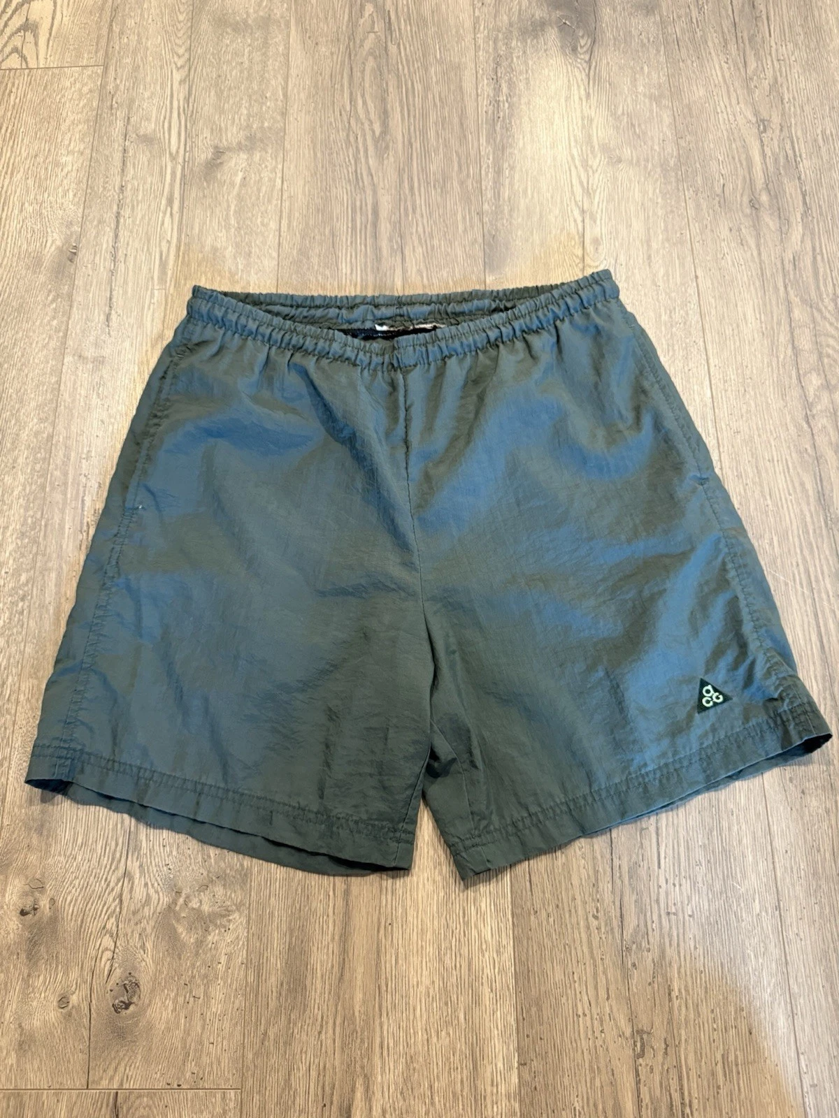 Nike ACG Shorts Mens XL Green Vintage Windbreaker Nylon Swim Running Trail 90s