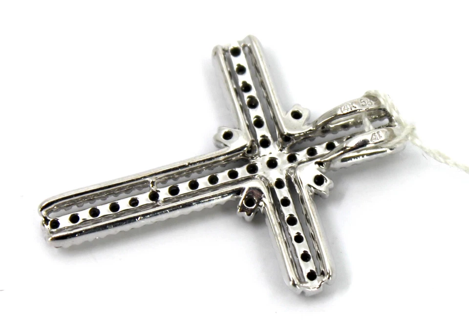 Colgante Cruz Oro Blanco Sólido 14k con Diamante Natural B/N (0,94 ct. t.w.) Foto 3 de 4