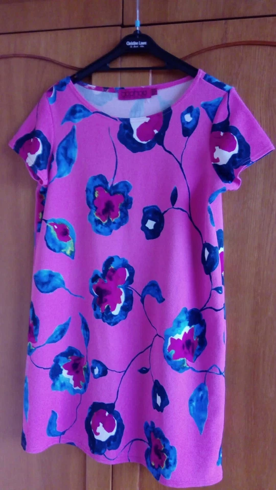 Kleid in 40 von Boohoo, rosa / pink / blau / weiß, Blumen, Minikleid, NEU - Bild 3 von 4