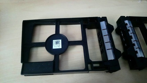 Dell OTW13J Generic 2,5 Zoll SAS SATA Festplattenschacht leer