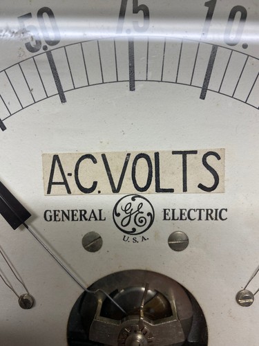 Voltímetro de CA General Electric 7"" esfera transversal - Imagen 2 de 8