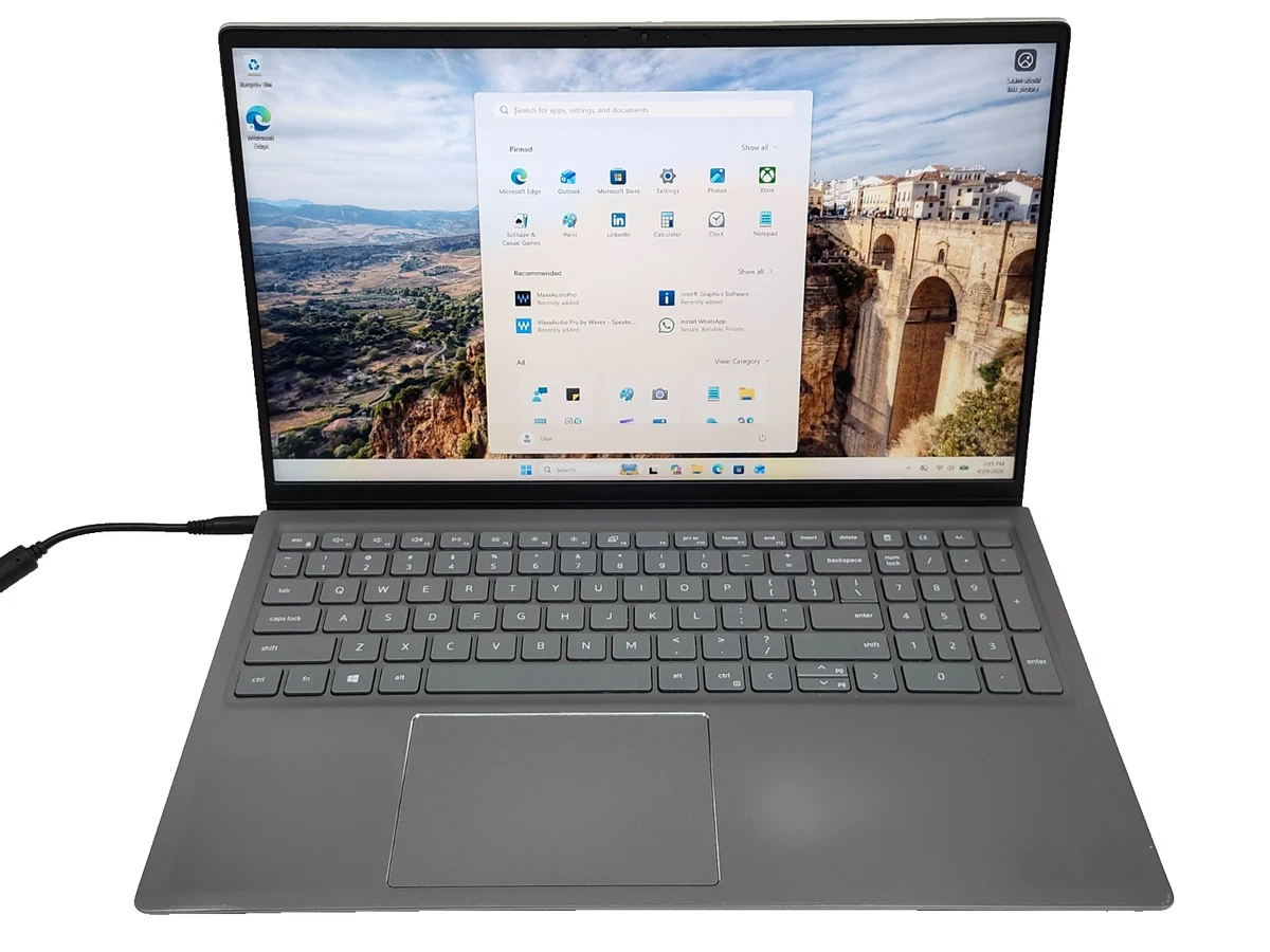Dell Intel Core i5 7th Gen. PC Laptops & Netbooks 15-15.9 in