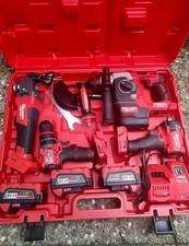 Milwaukee 4 Piece M18 Brushless Power Tool Kit 3x 5.0Ah Batteries & Charger