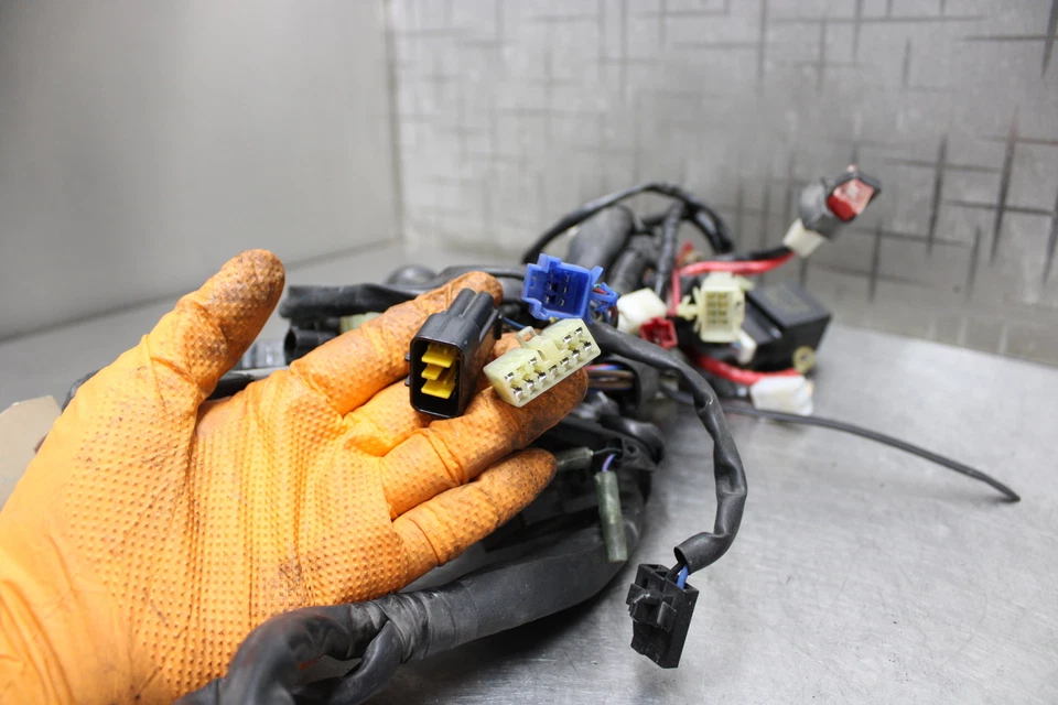 08-16 Yamaha R6 R6R Main Engine Wiring Harness Foto 4 de 4