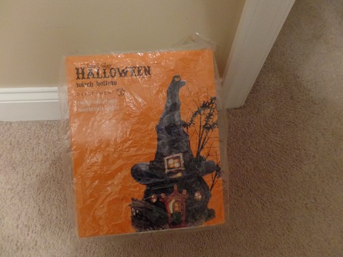 Department 56 Halloween Village, Toads & Frogs Witchcraft Hollow (4036591), New - Picture 4 of 23