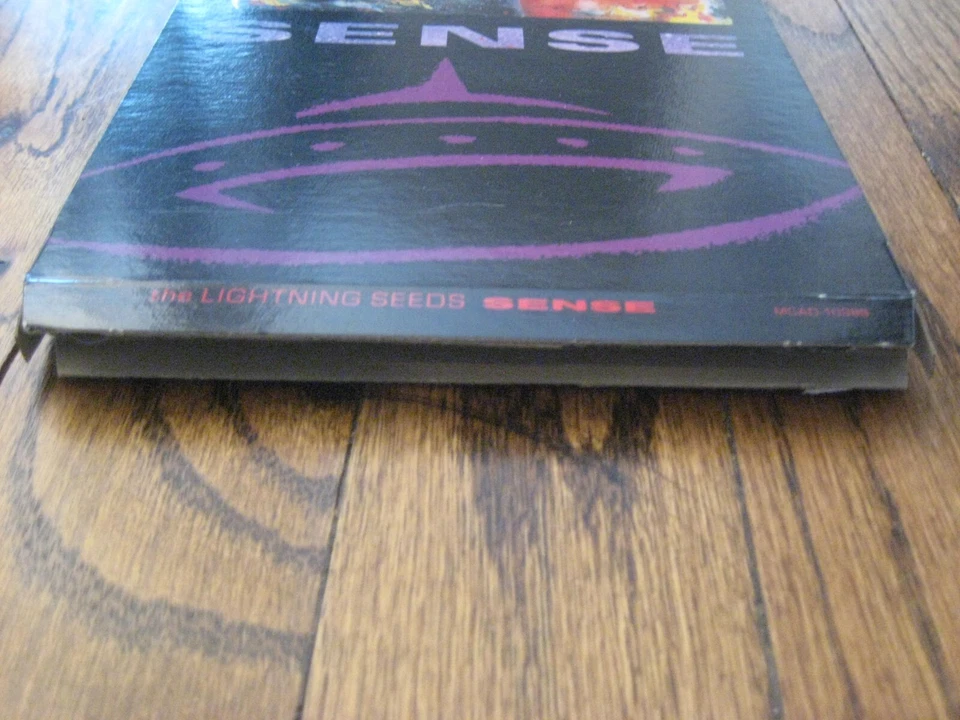 The Lightning Seeds Sense  Longbox and Original cd Rare! Foto 4 de 4