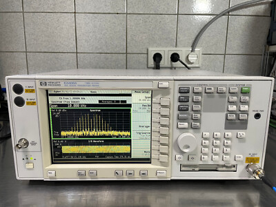 Agilent E4406A Vector Spectrum Analyzer 7MHz-4GHz bitte lesen !