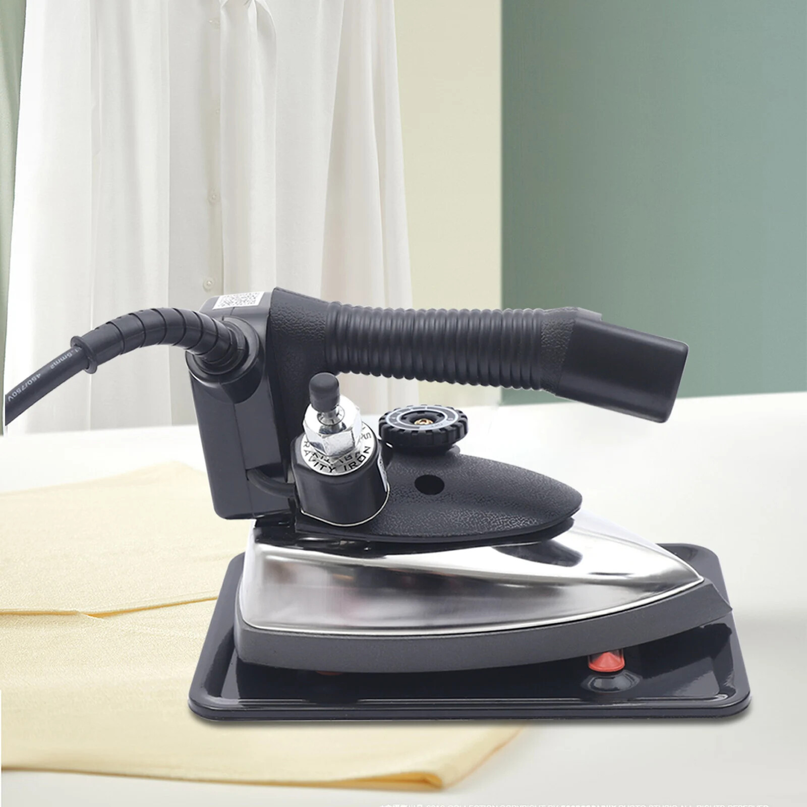 Gravity Feed Steam Iron Industrial Iron Steamer 60~220℃ with 3L Tank Gravity